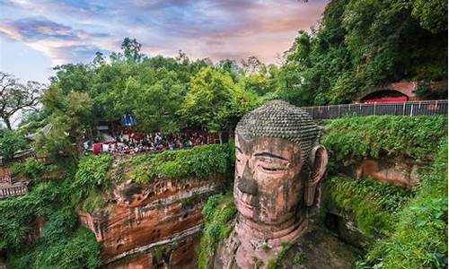 乐山旅游线路推荐_乐山旅游路线