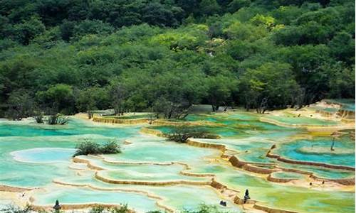 四川旅游景点介绍文章,四川旅游景点介绍文章怎么写