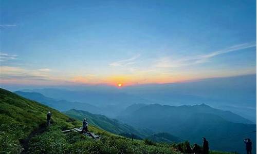 武功山攻略详细费用_武功山景点门票需要多少钱?